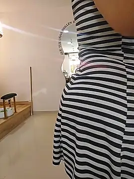 Anastasia cort online show from 2, 4, 2026