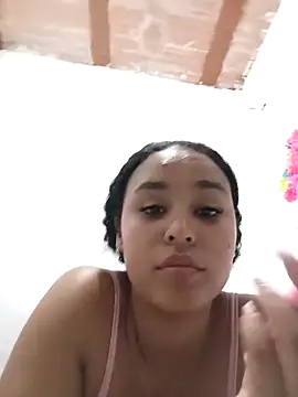 Snapshot of kiaria_Glow chatting on 3, 3, 2026 kiaria Glow online show from 3, 3, 2026