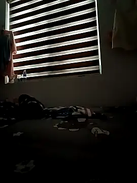 Snapshot of Suka-mon chatting on 6, 4, 2026 Suka-mon online show from 6, 4, 2026