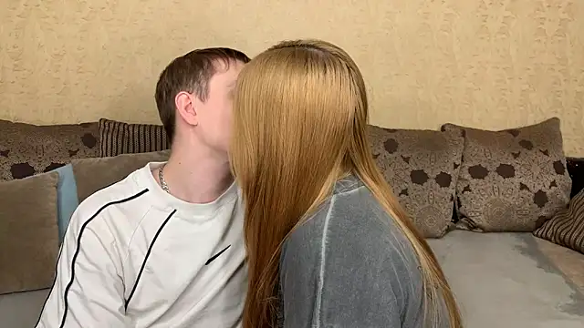 Barbara Mur online show from 10, 4, 2026