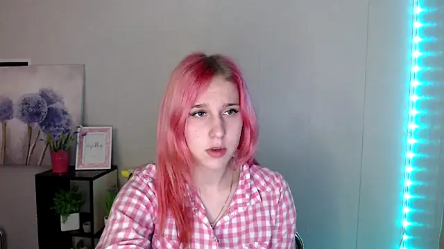 Scarlett lil online show from 3, 4, 2026