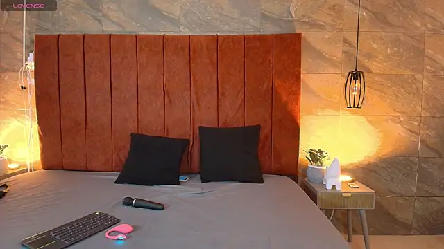 Lauren Rouses online show from 11, 4, 2026