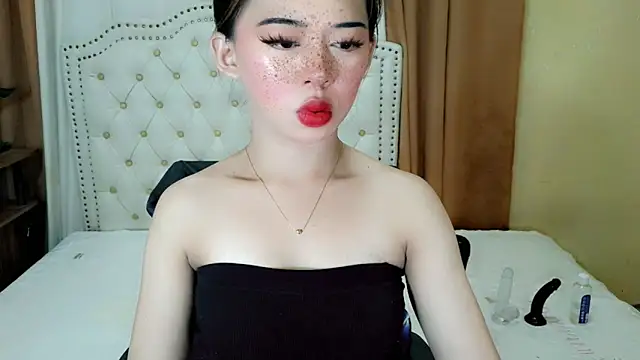 Snapshot of Seductive_sophie chatting on 9, 6, 2026 Seductive sophie online show from 9, 6, 2026