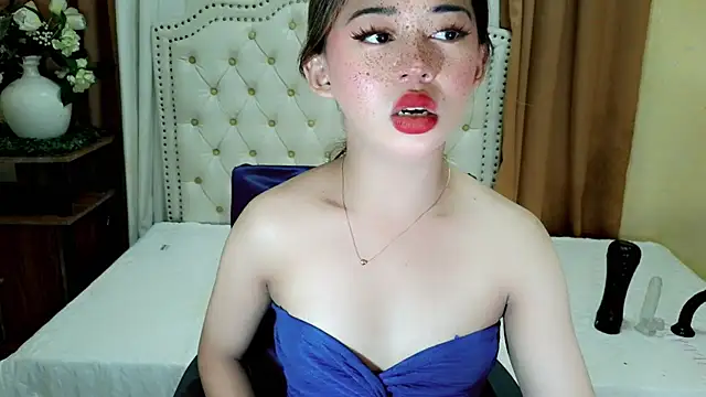 Snapshot of Seductive_sophie chatting on 17, 7, 2026 Seductive sophie online show from 17, 7, 2026