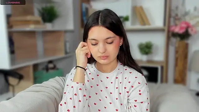 MirthaBolduan online show from 5, 3, 2026