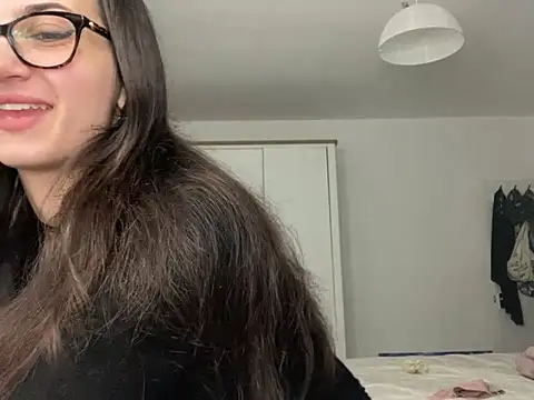 Ellamay06 online show from 17, 4, 2026