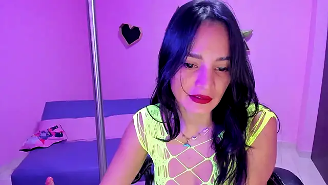 doll katiuska online show from 8, 5, 2026