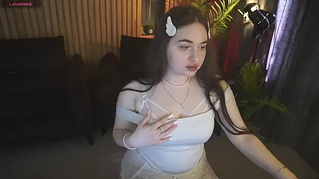 RapunzelAngel online show from 9, 5, 2026