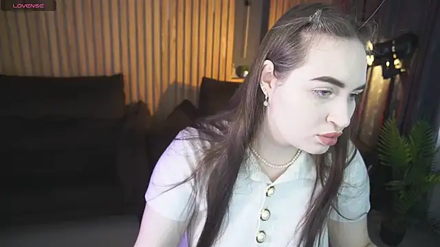 RapunzelAngel online show from 2, 6, 2026