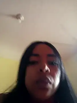 Babyfull lips online show from 23, 3, 2026