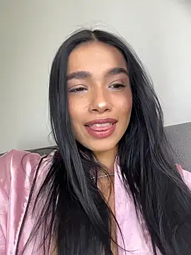 Bella Smithe online show from 25, 4, 2026