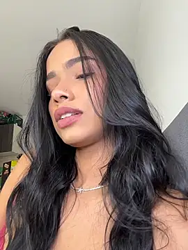 Bella Smithe online show from 4, 7, 2026