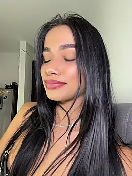 Bella Smithe online show from 12, 7, 2026