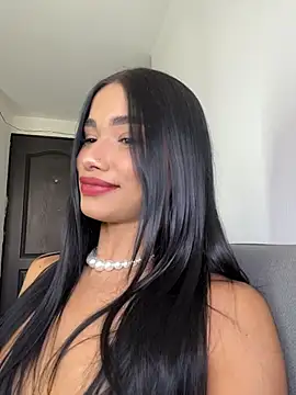 Bella Smithe online show from 18, 7, 2026