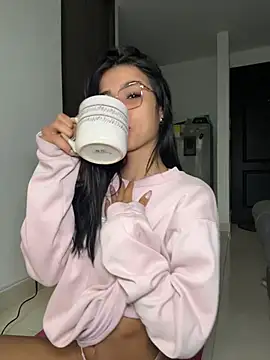 Bella Smithe online show from 8, 3, 2026