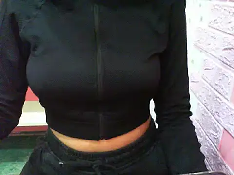 lolit cat online show from 23, 4, 2026