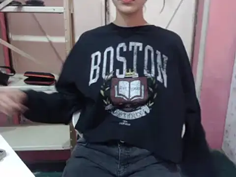 lolit cat online show from 28, 3, 2026