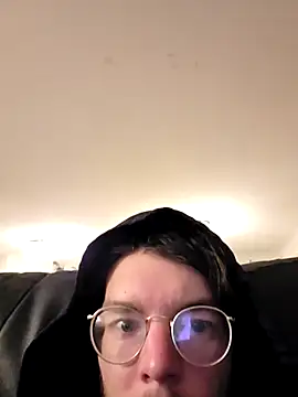 KinkyKittyBoy online show from 9, 5, 2026