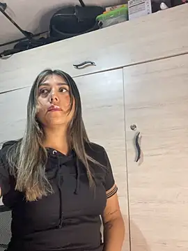 stefanyqueen69 online show from 3, 5, 2026