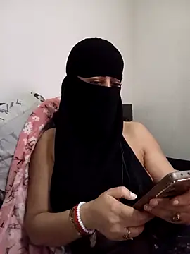 Snapshot of Hayat-zahri chatting on 2, 3, 2026 Hayat-zahri online show from 2, 3, 2026