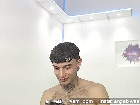 yourxcyberxangel online show from 12, 4, 2026