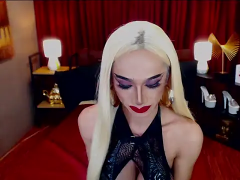 KieraLee online show from 8, 3, 2026