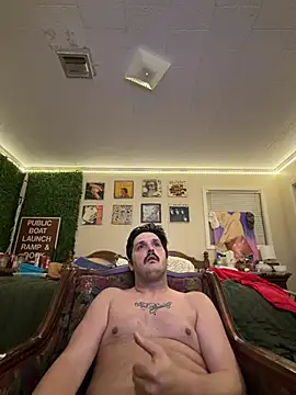 PoundedCajunGuy93 online show from 14, 7, 2026