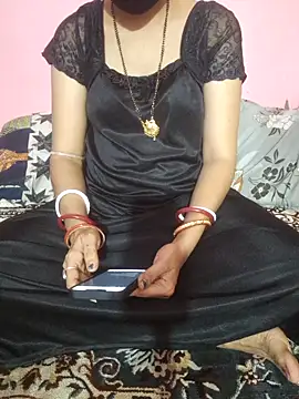 Couple hot999 online show from 8, 6, 2026