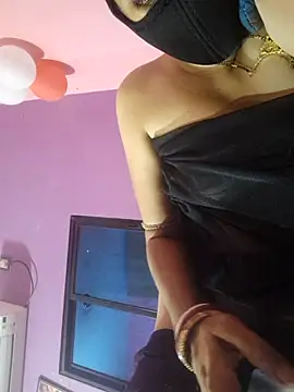 Couple hot999 online show from 2, 5, 2026