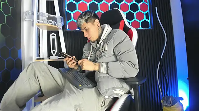 Max Hader  online show from 17, 3, 2026