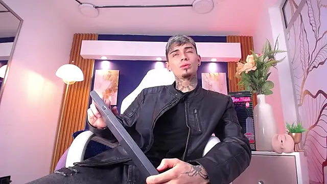 Max Hader  online show from 31, 3, 2026