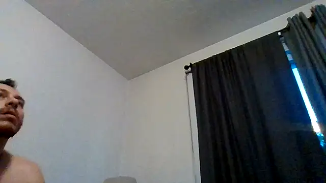 TallHungandCloudy69 online show from 18, 3, 2026