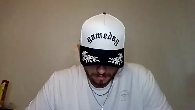 TallHungandCloudy69 online show from 12, 4, 2026