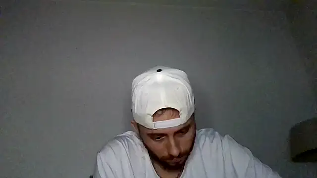 TallHungandCloudy69 online show from 13, 4, 2026