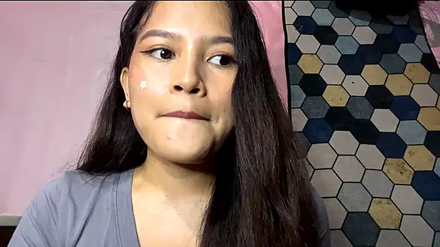 Snapshot of CharlaKitto chatting on 4, 3, 2026 CharlaKitto online show from 4, 3, 2026