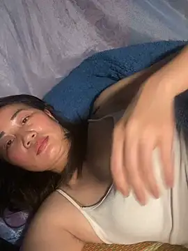 Candy baby01 online show from 4, 4, 2026