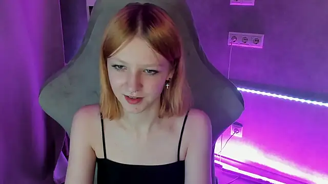 Snapshot of Emma_Dusk chatting on 11, 7, 2026 Emma Dusk online show from 11, 7, 2026