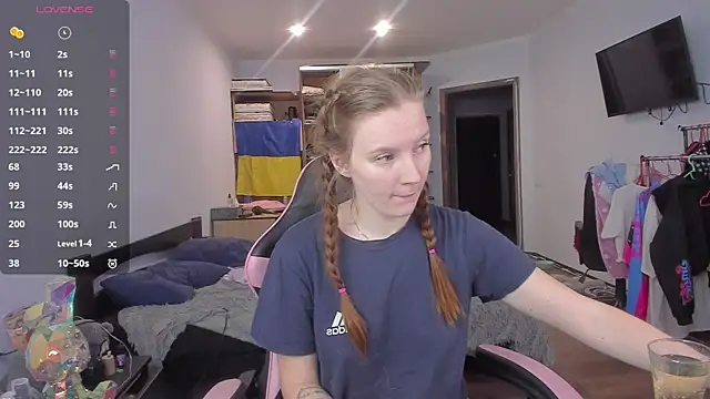 Mary Blu online show from 29, 11, 2025