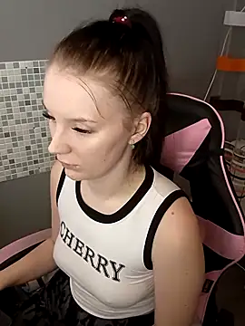 Mary Blu online show from 17, 3, 2025