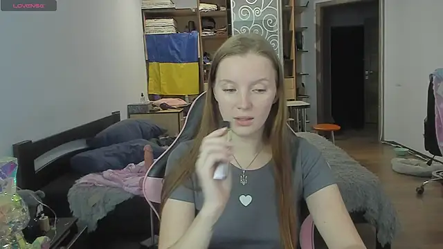 Mary Blu online show from 27, 11, 2025