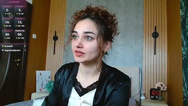 Snapshot of KatarinaHeaven chatting on 4, 5, 2026 KatarinaHeaven online show from 4, 5, 2026