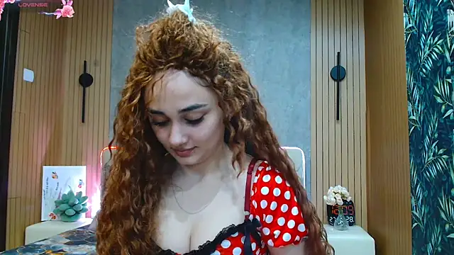Snapshot of KatarinaHeaven chatting on 27, 5, 2026 KatarinaHeaven online show from 27, 5, 2026