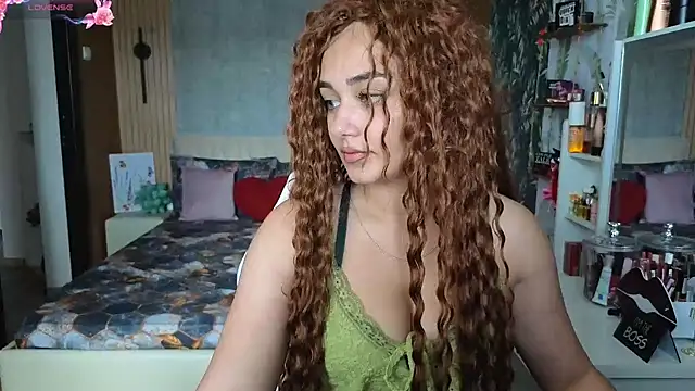 Snapshot of KatarinaHeaven chatting on 7, 6, 2026 KatarinaHeaven online show from 7, 6, 2026