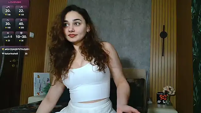Snapshot of KatarinaHeaven chatting on 2, 5, 2026 KatarinaHeaven online show from 2, 5, 2026
