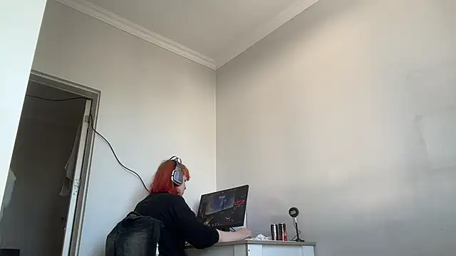 AlexaGudz online show from 3, 6, 2026