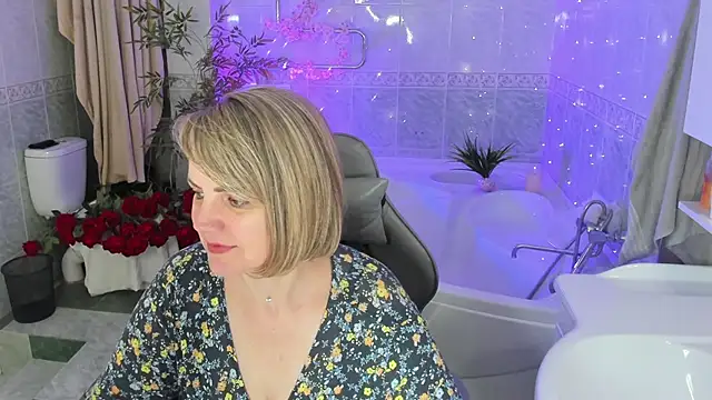 BettyGibsonn online show from 17, 5, 2026