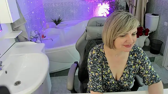 BettyGibsonn online show from 3, 5, 2026