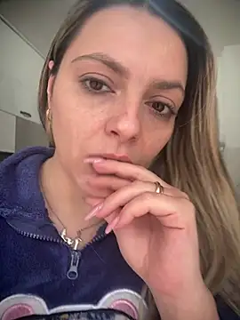 diavola bionda online show from 2, 3, 2026