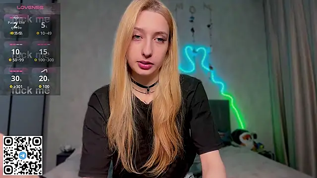 Emma Willson online show from 1, 7, 2026