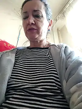 anayss17 online show from 8, 4, 2026